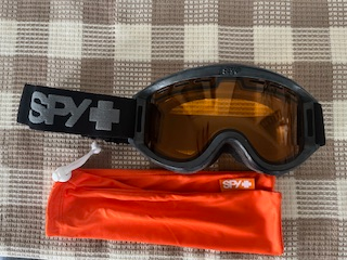 Used ski goggles - Brand Spy in black in Ski in St. Catharines - Image 2
