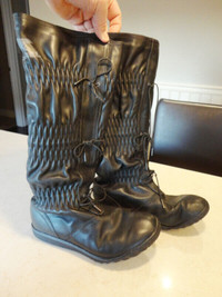 Ladies Black Leather Sorel Knee High Snow-Leisure Boots Size 6