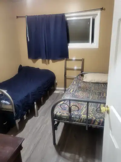 Room vacant for VISITORS, Working students GIRLS, View more