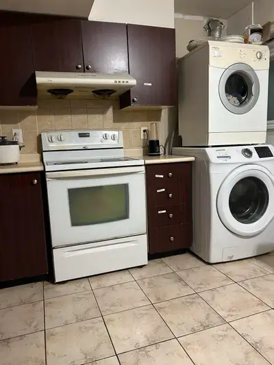 1 Private room in basement apartment (separate entrance). Shared bath and kitchen with two other Des...