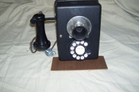 Very Rare 1940s early Wall Dial Phone from USA  works Excellent