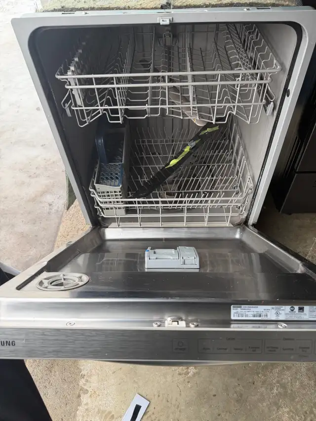 Lave vaisselle samsung 2019 livraison incluse  in Dishwashers in Trois-Rivières - Image 6