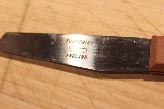 Footprint brand bookbinding/paper making knife made in Sheffield in Arts & Collectibles in City of Toronto