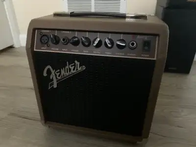 Fender Acoustasonic 15 Guitar Amplifier, View more
