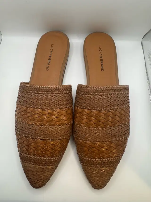 Lucky Brand Mules in Women's - Shoes in City of Toronto - Image 3