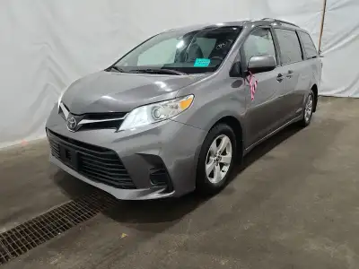 VERY CLEAN TOYOTA SIENNA LE 160 KM FRONT WHEEL DRIVE VERY NICE CLEAN VAN INSIDE AND OUT NO EXTRA FEE...