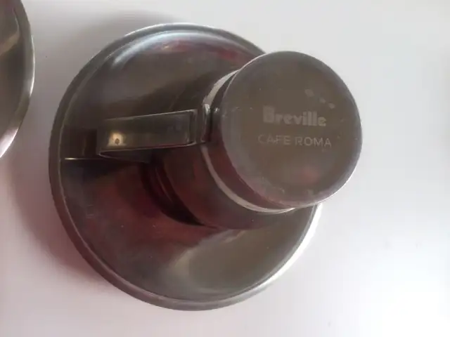 Breville Cafe Roma stainless steel espresso cups-saucers x 2 in Coffee Makers in Norfolk County - Image 4
