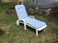 Chaise longue de jardin