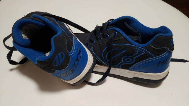 Boys Size 4 Heelys in Kids & Youth in Bedford - Image 4