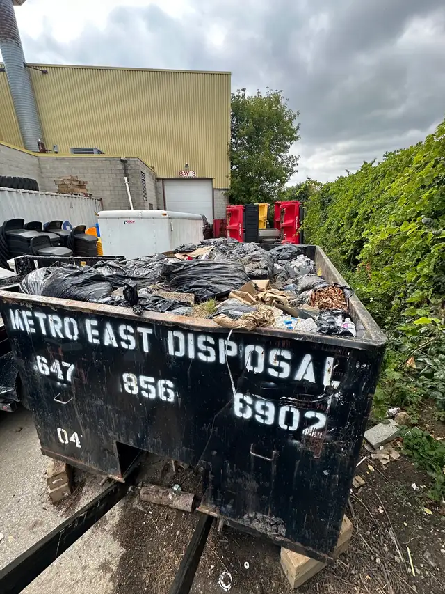 GARBAGE BIN RENTALS, JUNK REMOVAL, DISPOSAL SERVICE FLAT RATES!62863224859009124
