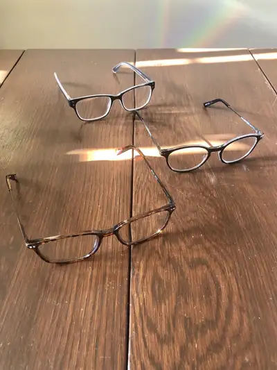 1.50 Readers Reading Glasses Foster Grant Used Read, View more