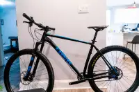 XL Mountain Bike - Trek Superfly 6