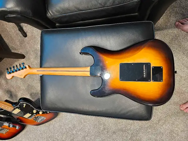 1992 Fender Stratocaster in Guitars in St. Albert - Image 3