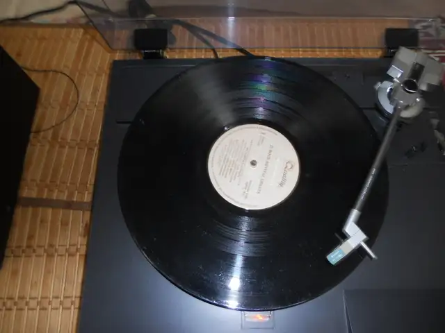 HITACHI HT-202 Direct Drive Turntable JAPAN Silver, Tested Rare ...
