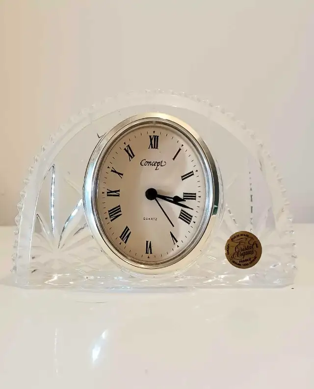 Vtg Cristal D'Arques Clock in Home Décor & Accents in Mississauga / Peel Region - Image 2