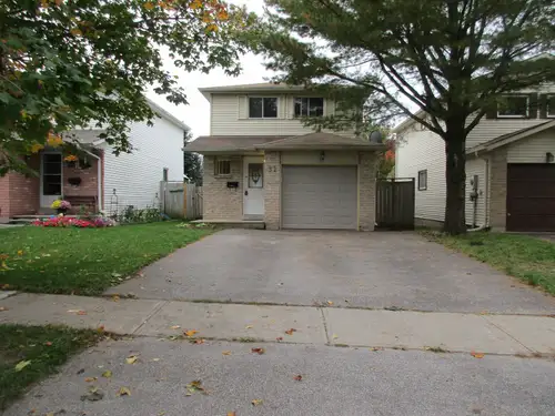 Address is 31 Argyle Road. 3+1 bedroom lovely free hold house right behind Canadian Tire in Barrie c...