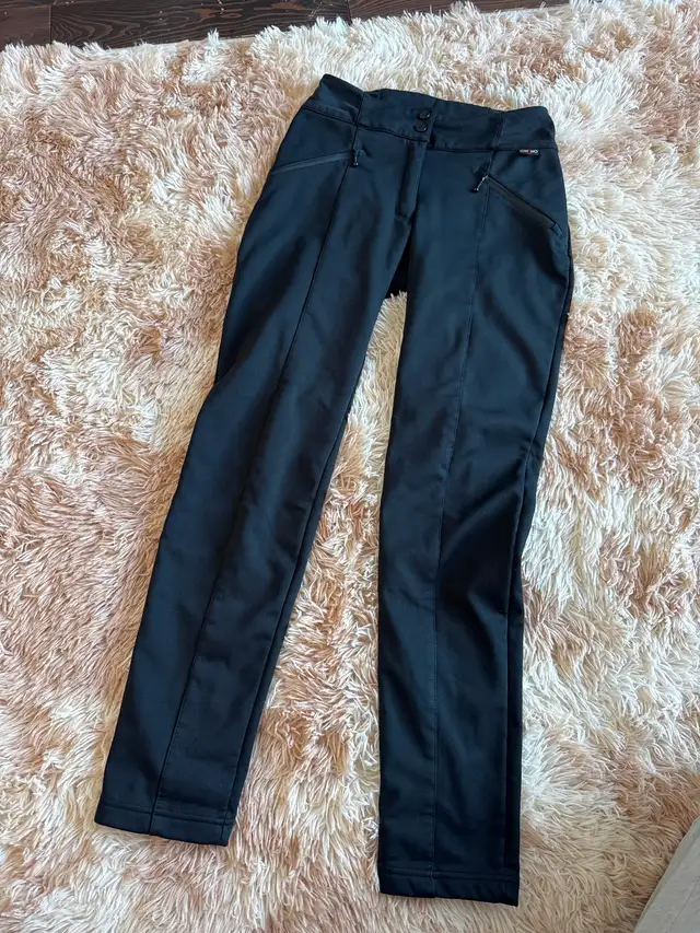 OHSHO SHELL WINTER PANTS SIZE XS NOIR BLACK PANTALON DE NEIGE in Women's - Bottoms in Longueuil / South Shore - Image 2