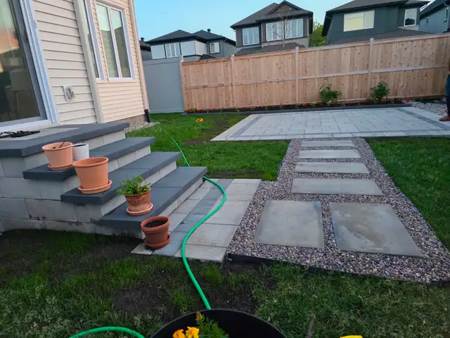 Interlock and Landscape Labourer in Construction & Trades in Ottawa - Image 4