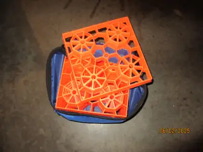 Heavy Duty RV Leveling Blocks . Approx 15 Blocks