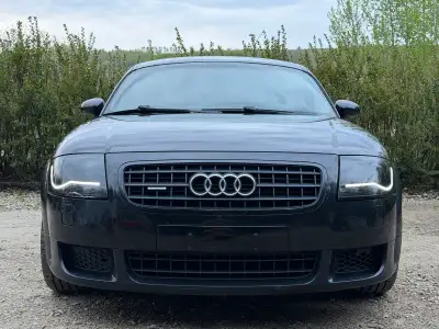 2005 Audi TT 3.2 VR6 Quattro 202,591 km (daily driven) Tastefully modified and well maintained. Stro...