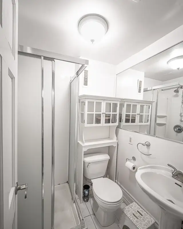 Dovercourt and Dundas Rental in Long Term Rentals in City of Toronto - Image 4
