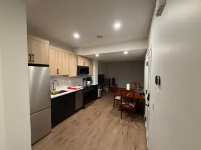 Hi everyone, I’m looking for someone to take over my spot (replacement roommate). Location: Treeline...