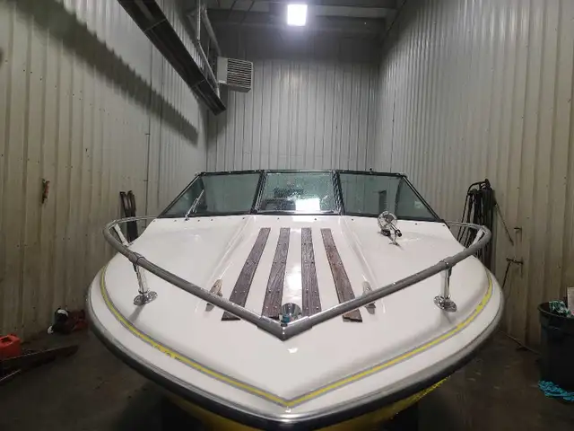  Reinell Boat in Powerboats & Motorboats in Edmonton - Image 5