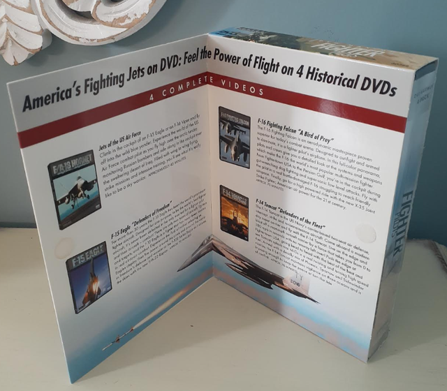DVD Maximum Fighter Pilots 4-DVD Collector's Set - sealed in CDs, DVDs & Blu-ray in Markham / York Region - Image 3