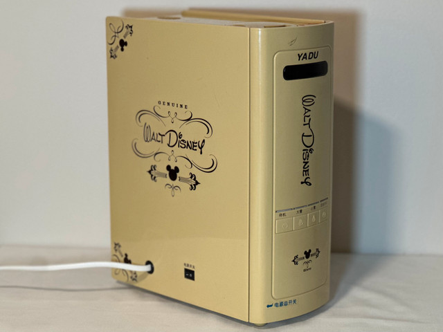 Vintage Disney Mickey Mouse Humidifier – Rare in Arts & Collectibles in Sarnia - Image 4