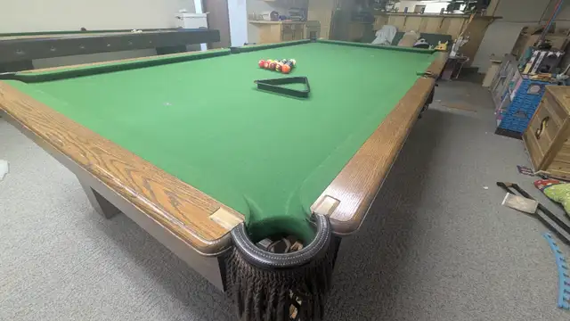 Canada Billiard 9' Slate Pool Table – Anniversary Model63007359069187123