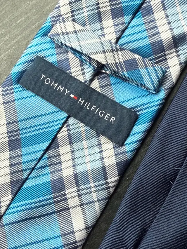 Tommy Hilfiger Blue Plaid Silk Tie Made in Italy in Men's in Oshawa / Durham Region - Image 3