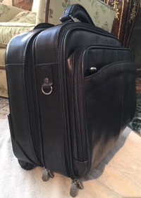 Leather Mancini 17" Compu Traveller Wheeled Laptop Case