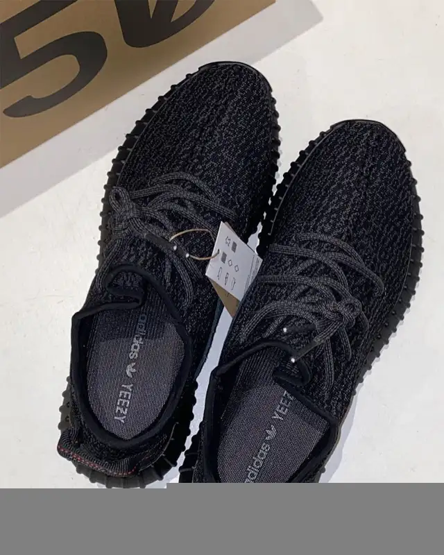 YEEZY BOOST 350 Pirate Black sz 12 11.5 New CONFIRMED in Men's Shoes in Markham / York Region - Image 6