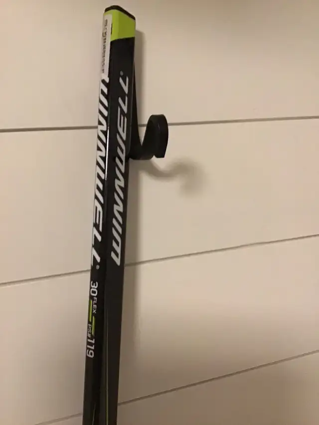 New… Winnwell Q5- Youth Hockey stick in Hockey in Ottawa - Image 3