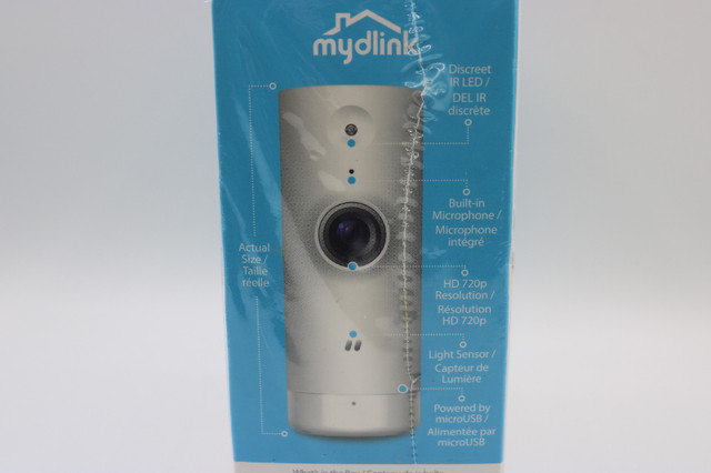 mydlink Mini HD Wi-Fi Camera DCS-8000LH (#37943-2) in Cameras & Camcorders in City of Halifax - Image 2