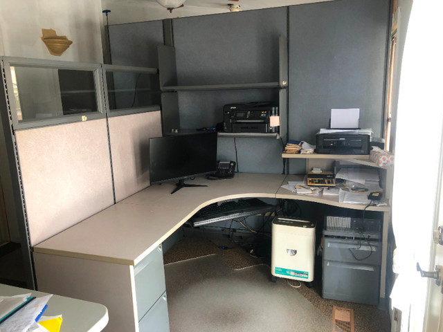 Office work stations and furniture in Desks in Kawartha Lakes