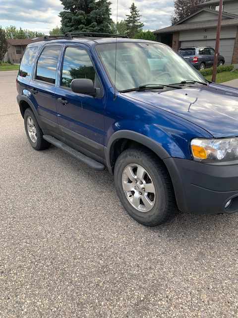 ford escape510370407493806082