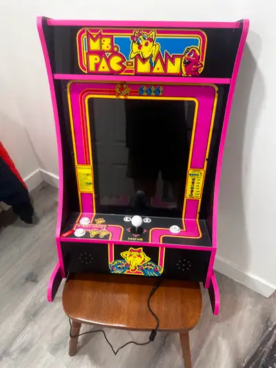 I won this great arcade game at a stag n doe. But i do not play arcade games. I still have the box i...