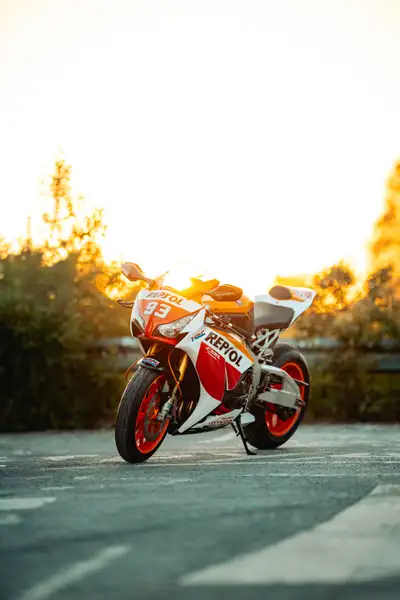 Full modified motorcycle Too many to list 16000km Clean title Well maintenance