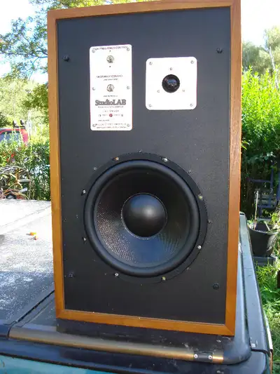 Studiolab Phase Inversion monitor speakers, View more