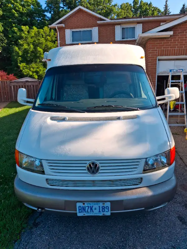 rialta winnebego motorhome in RVs & Motorhomes in Mississauga / Peel Region - Image 2