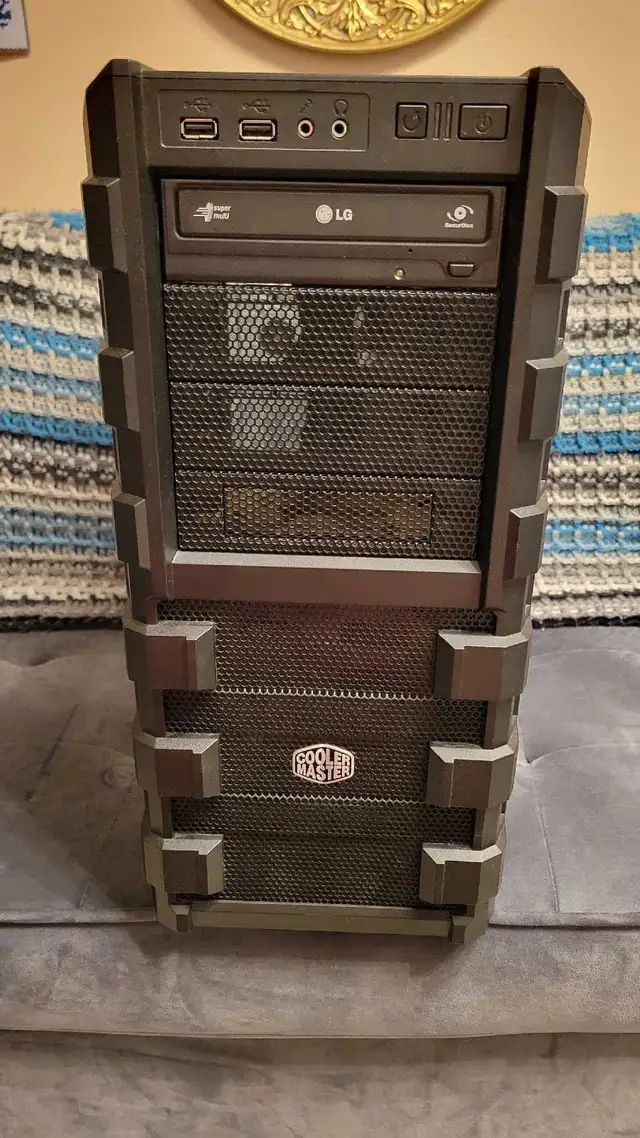 Cooler Master HAF 912 Mid Tower Case in Desktop Computers in Edmonton - Image 3