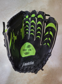 Franklin 10.5" Youth Baseball Glove For Right-Hand Thrower