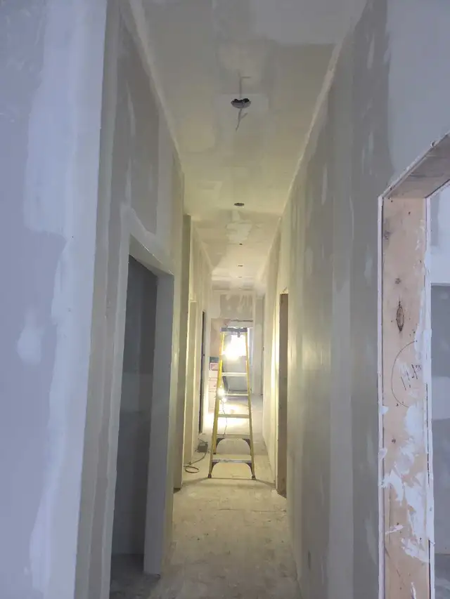 Handyman501761107590522881