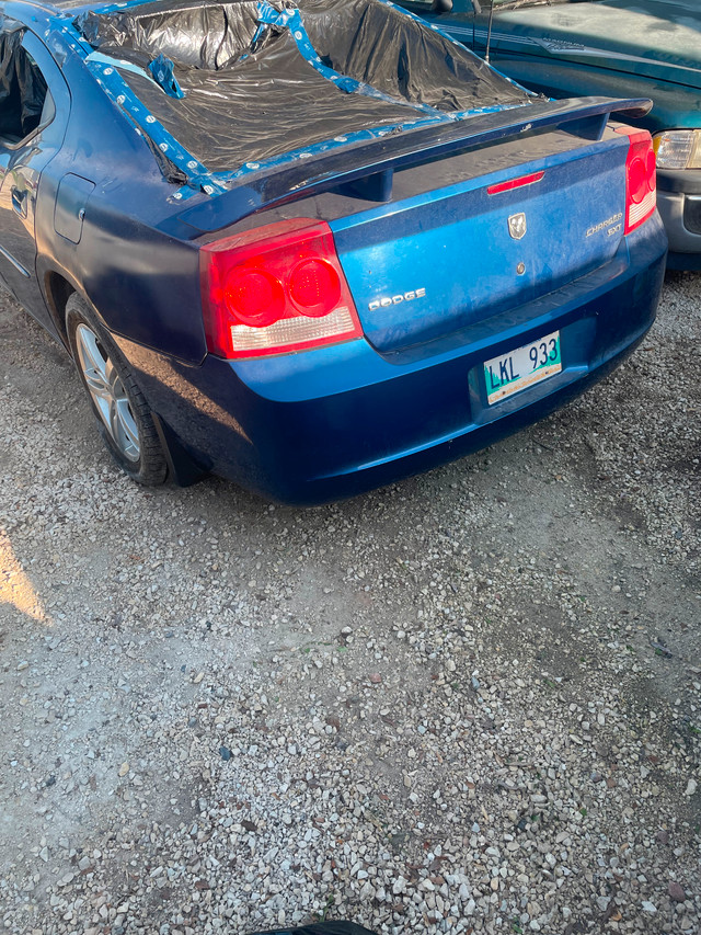 2010 Dodge Charger in Cars & Trucks in Winnipeg - Image 2