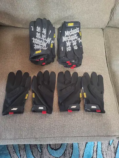 Mechanix work gloves, View more