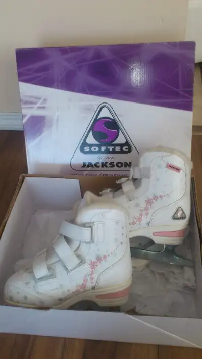 Jackson Softec Tri-Grip Ice Skates - ST2117, View more