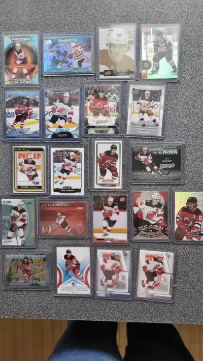 New Jersey Devils Jack Hughes 21 Carte Hockey Card, View more