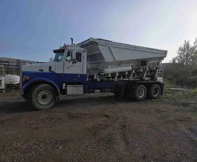 2004 Peterbilt 357 Slinger, 330hp Cummins , Fuller 8LL, 20K front , 40k rears , Chalmers Suspension,...