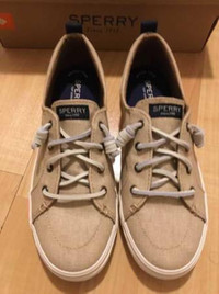 Ladies Sperry crest vibe washed linen sneaker $80, 8 1/2 new
